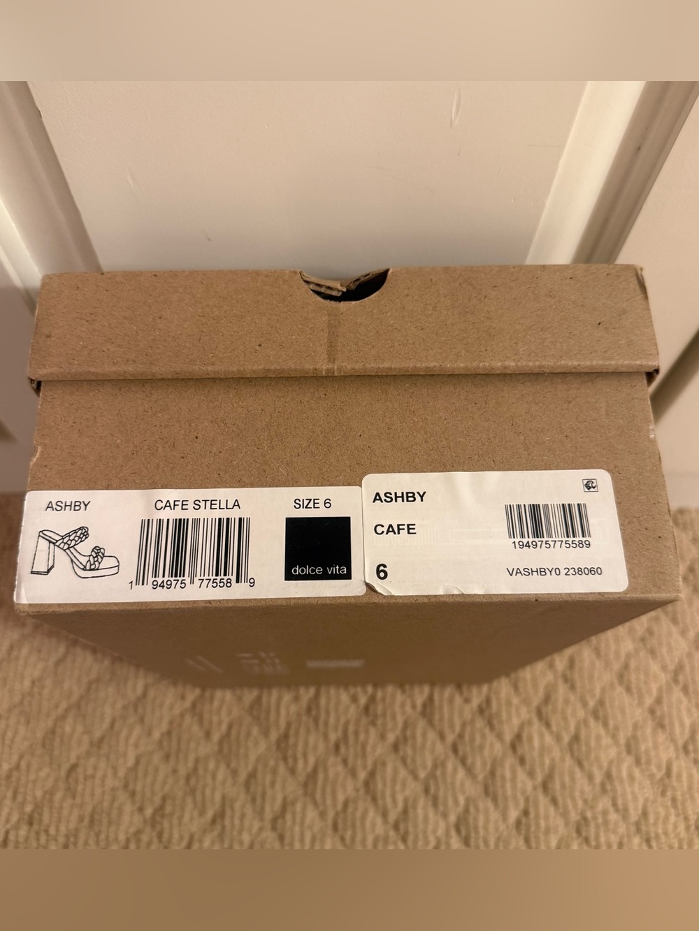 DOLCE VITA: Heels size 6 - Picture 5 of 5